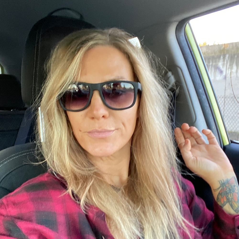 Meet your Posher, Leah